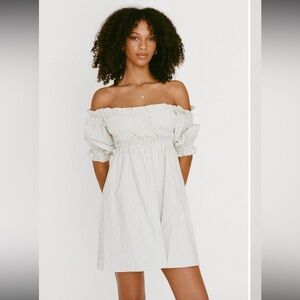 NWT Sabo Blakely Off the Shoulder Dress, size US 2